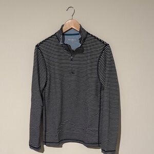 Men’s J Crew quarter zip size small
